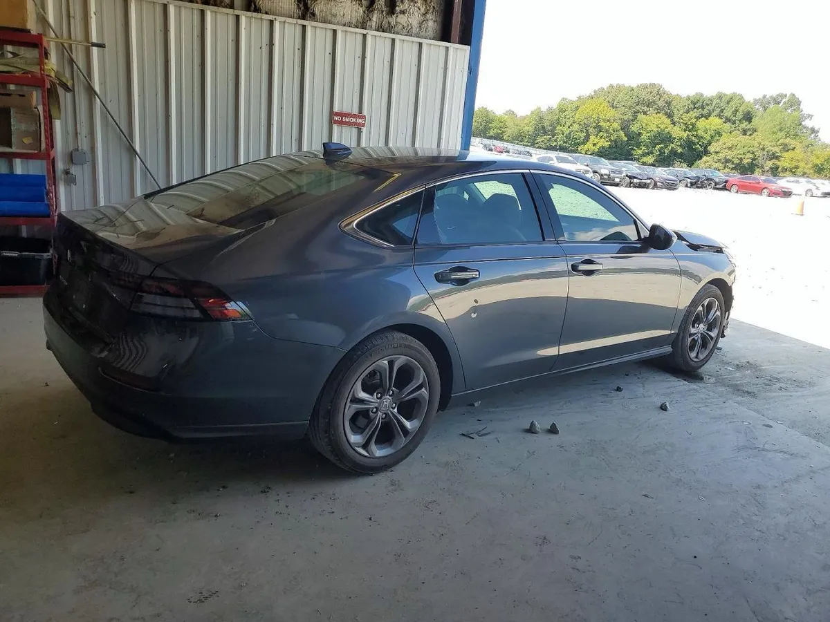 HONDA ACCORD EX 2023
