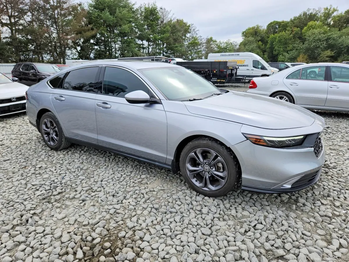 HONDA ACCORD EX 2023