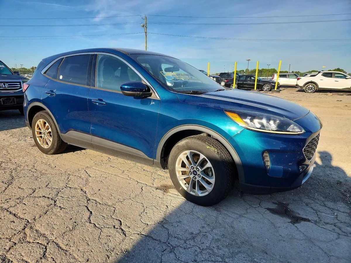 FORD ESCAPE SE 2020