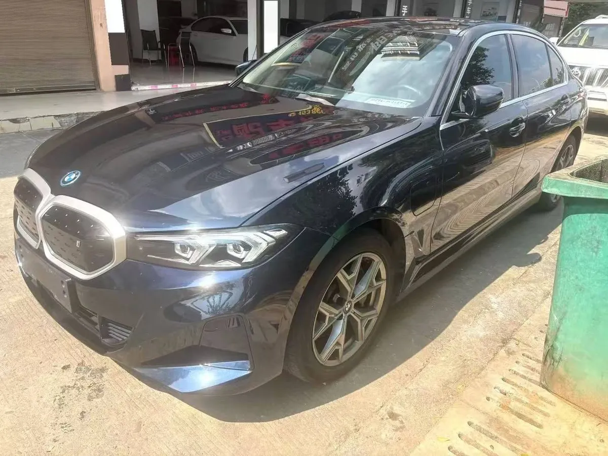 BMW I3 EDRIVE 35L 2023