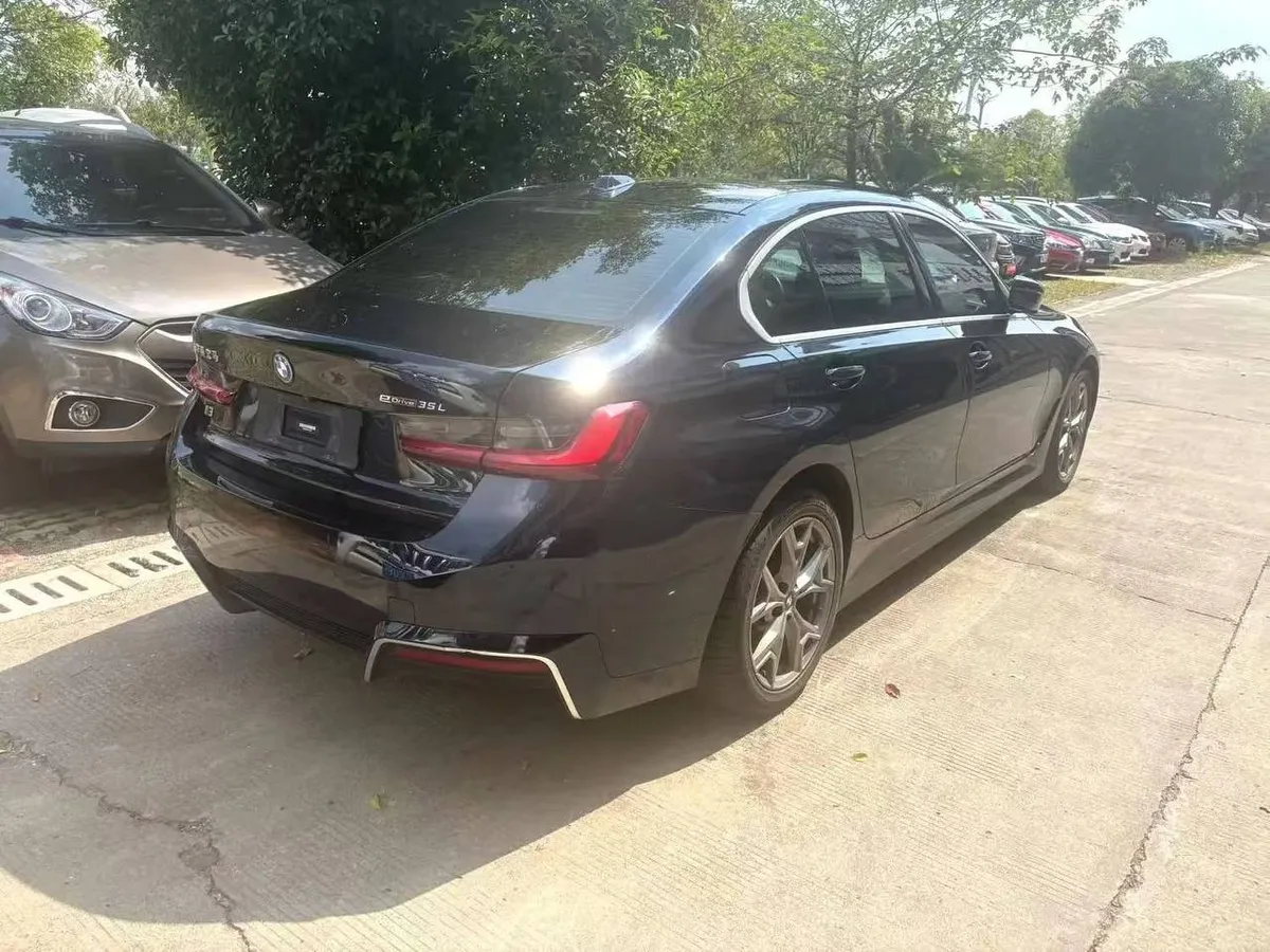 BMW I3 EDRIVE 35L 2023