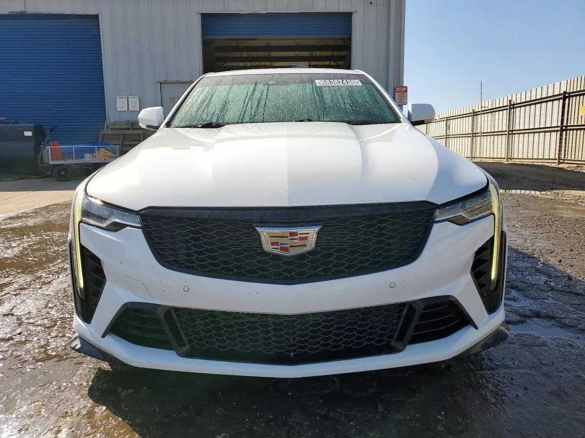 CADILLAC CT4-V 2022