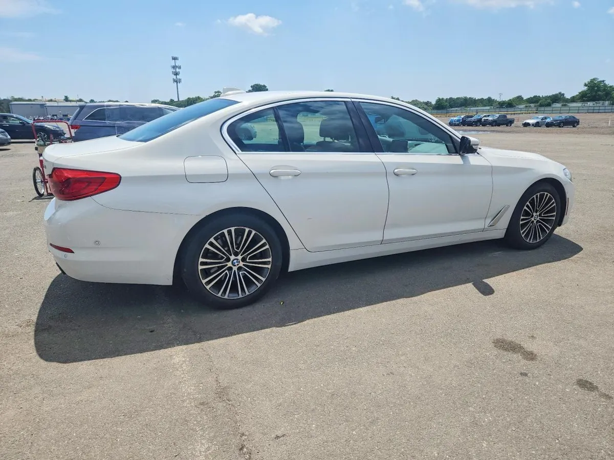 BMW 5 SERIES 2019
