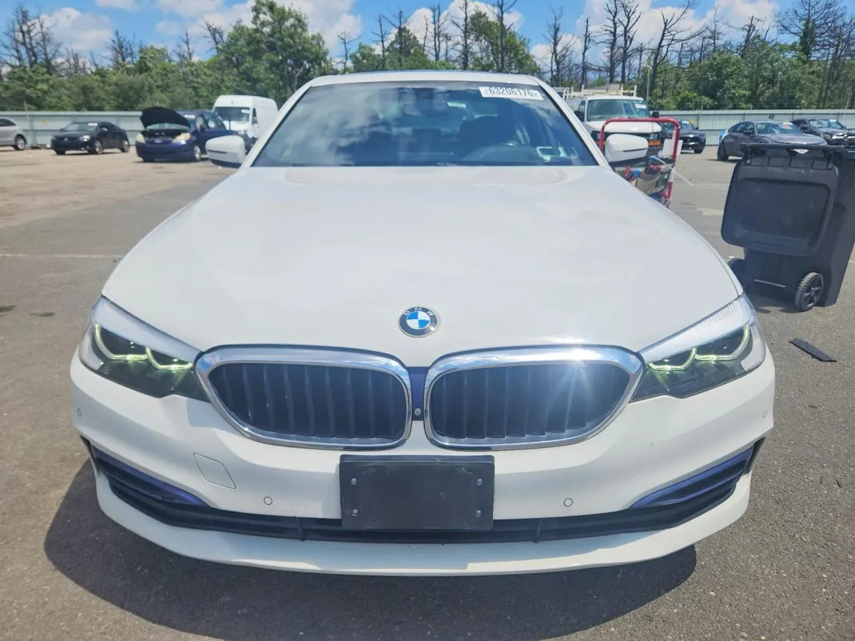 BMW 5 SERIES 2019