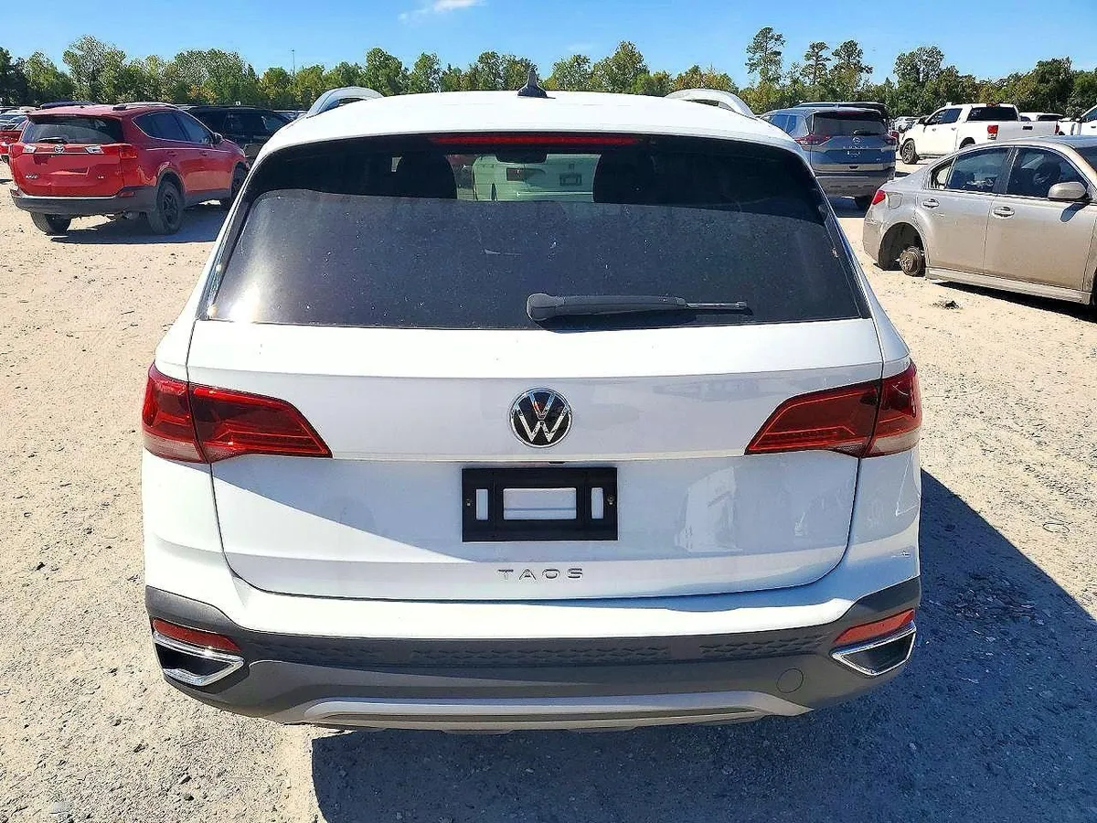 VOLKSWAGEN TAOS SE 2023
