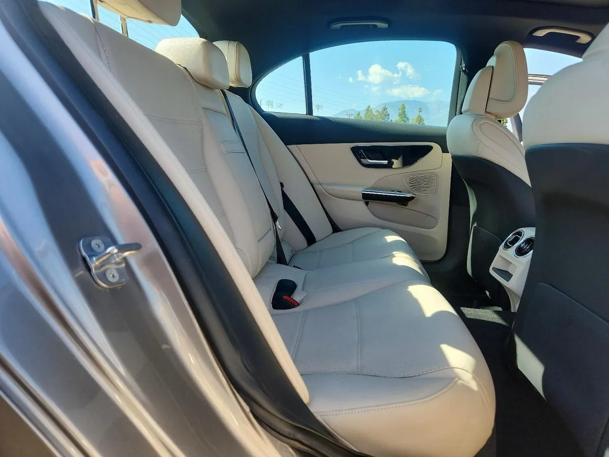 MERCEDES-BENZ C-CLASS 2024