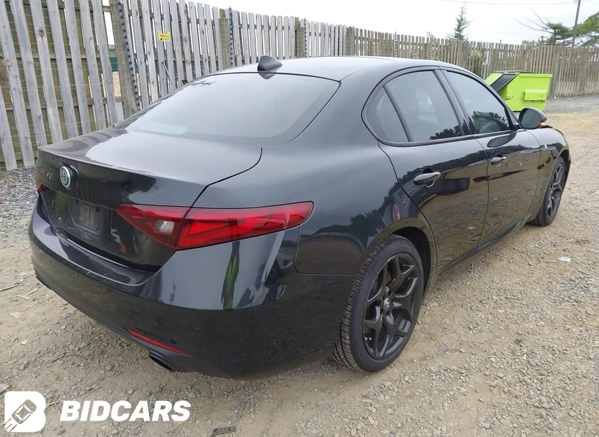 ALFA ROMEO GIULIA 2022