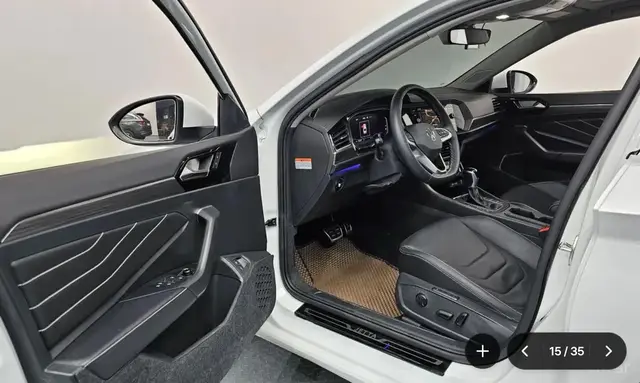 VOLKSWAGEN JETTA 7 2023