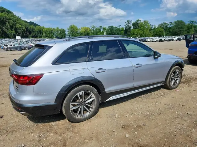 AUDI A4 PREMIUM PLUS 2023