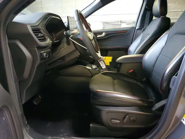 FORD ESCAPE 2023