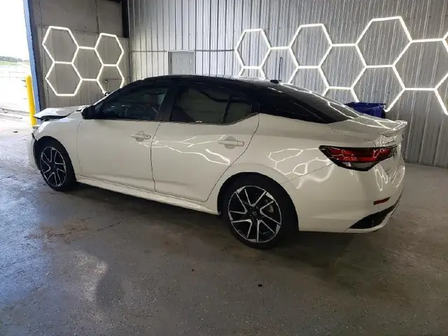 NISSAN SENTRA 2024
