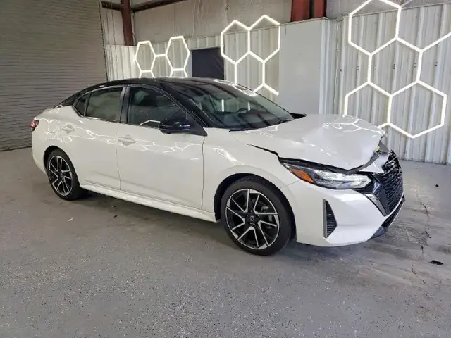 NISSAN SENTRA 2024