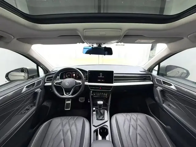 VOLKSWAGEN TIGUAN L R LINE 2.0TSI 330TSI 2WD PREMIUM AT 2022