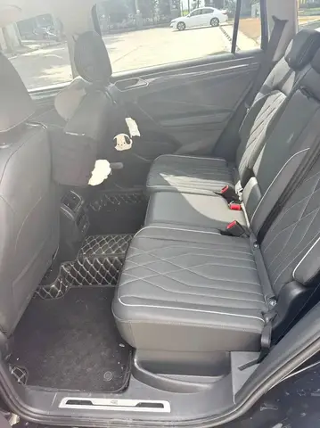 VOLKSWAGEN TIGUAN L R LINE 2.0TSI 330TSI 2WD PREMIUM AT 2023