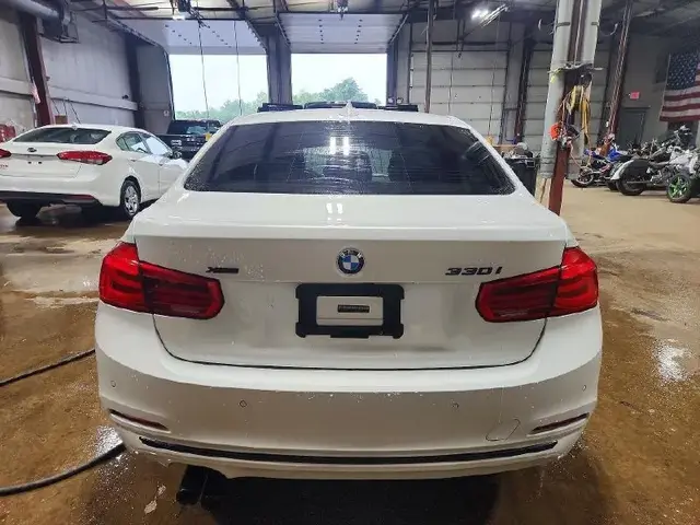 BMW 3 SERIES 2016