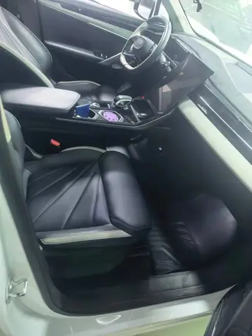 GEELY BOYUE L 1.5TD PREMIUM 2023