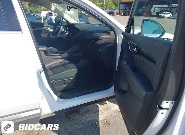 BUICK ENVISION ESSENCE 2023