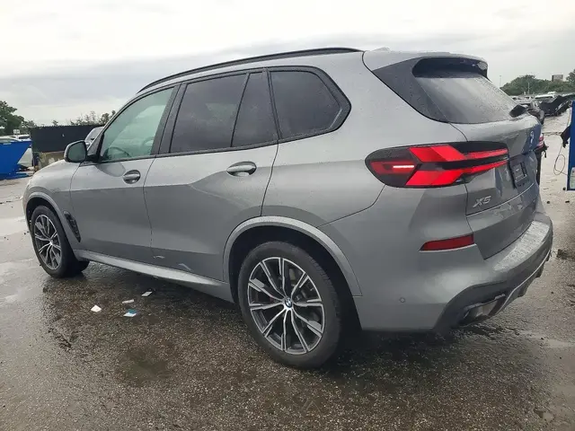 BMW X5 2023