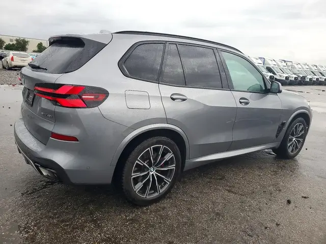 BMW X5 2023