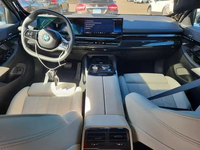 BMW 5 SERIES 2026