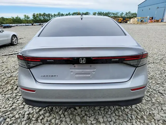 HONDA ACCORD EX 2023