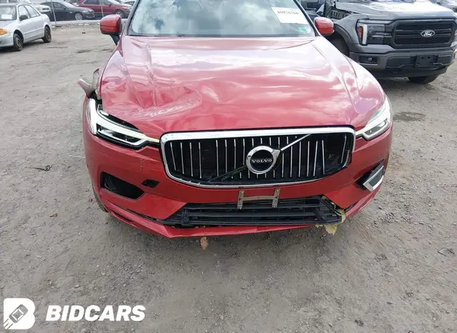 VOLVO XC60 2019