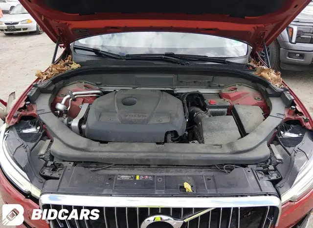 VOLVO XC60 2019