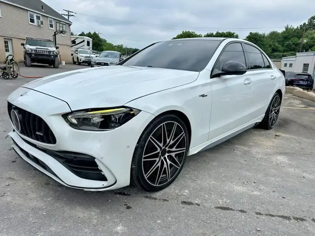 MERCEDES-BENZ C-CLASS 2024