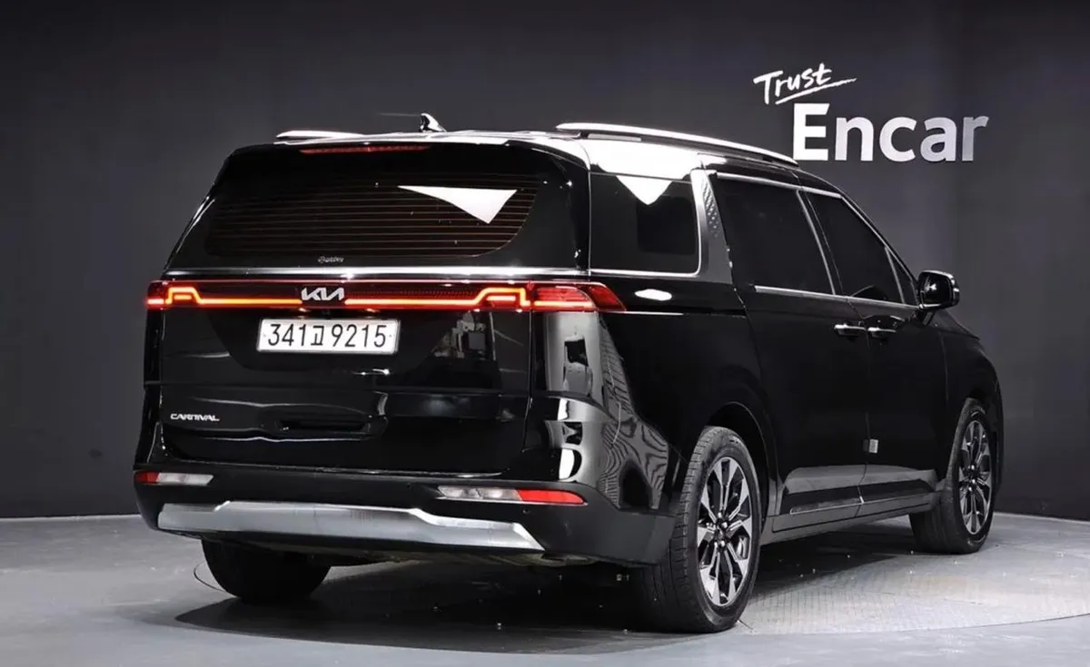 KIA CARNIVAL NOBLESSE 2022