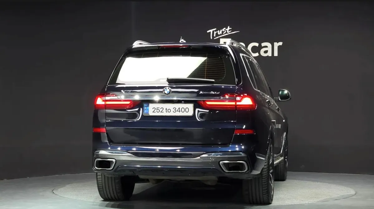 BMW X7 M-SPORT LINE 2021