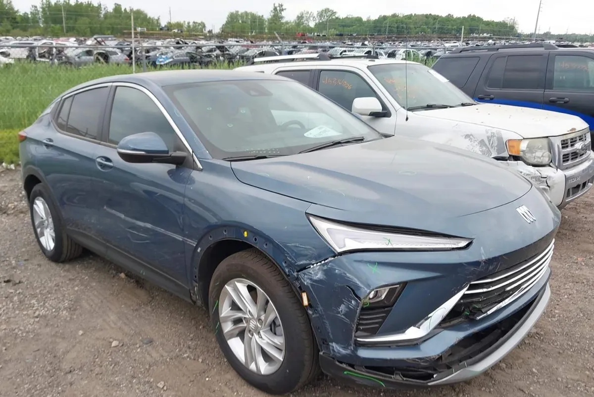 BUICK ENVISTA PREFERRED 2024