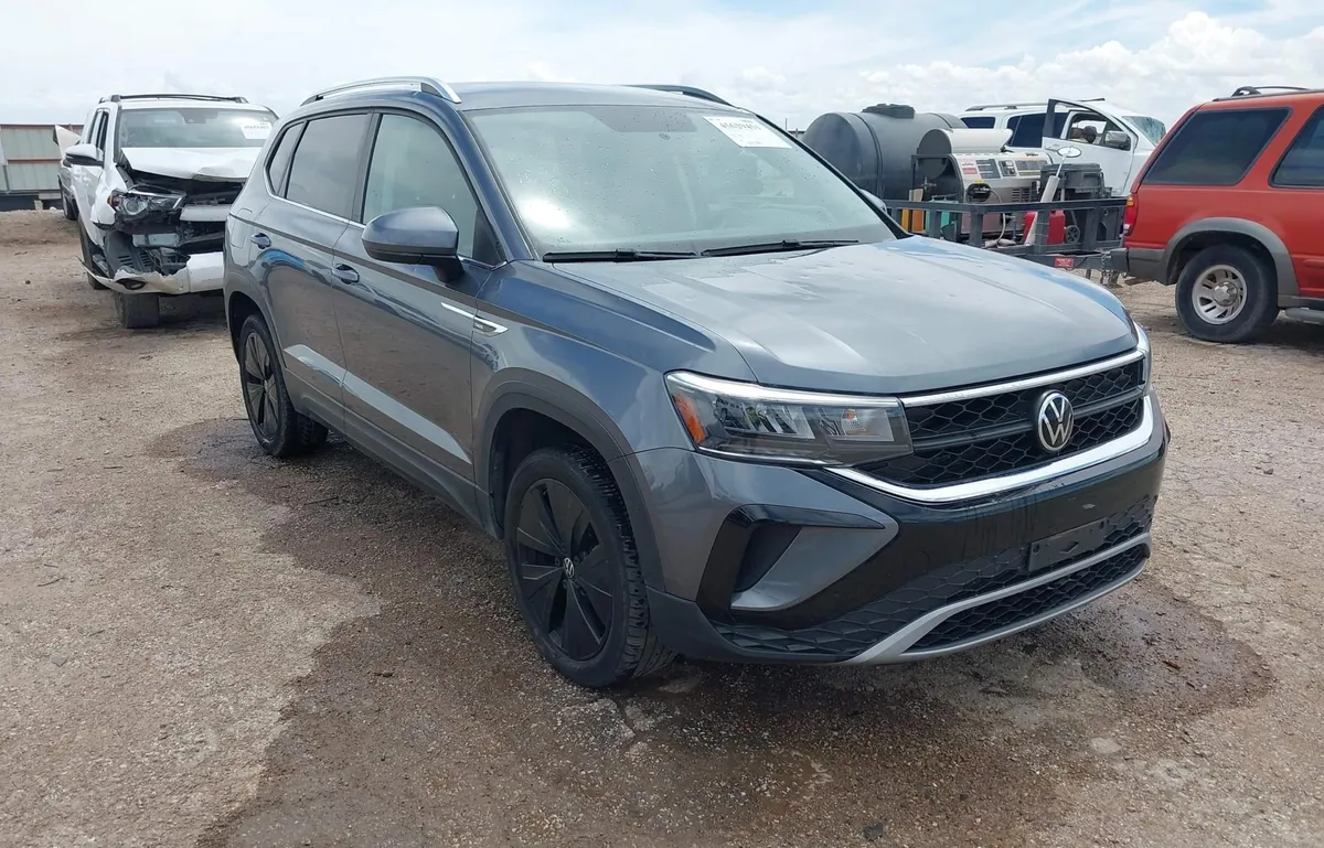 VOLKSWAGEN TAOS SE 2022