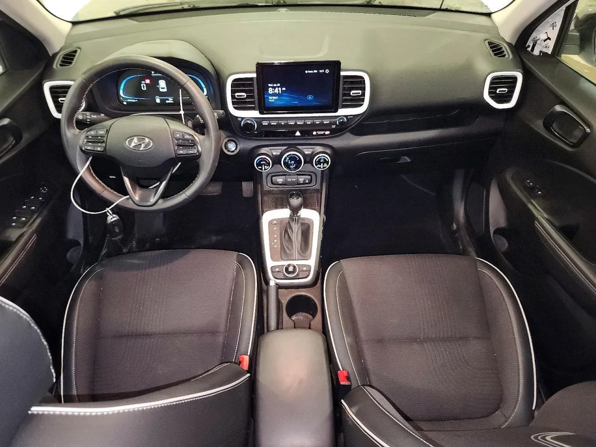 HYUNDAI VENUE LIMITED 2024