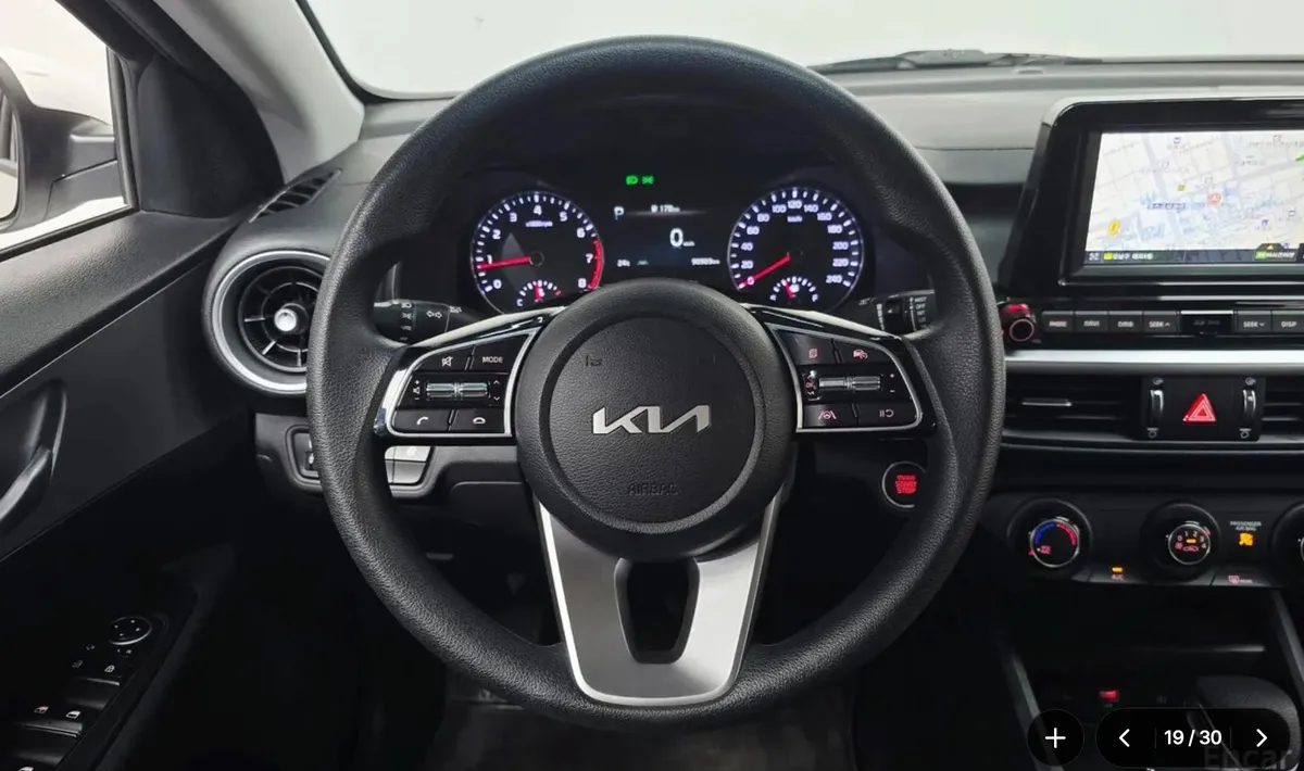 KIA K3 TRENDY 2022