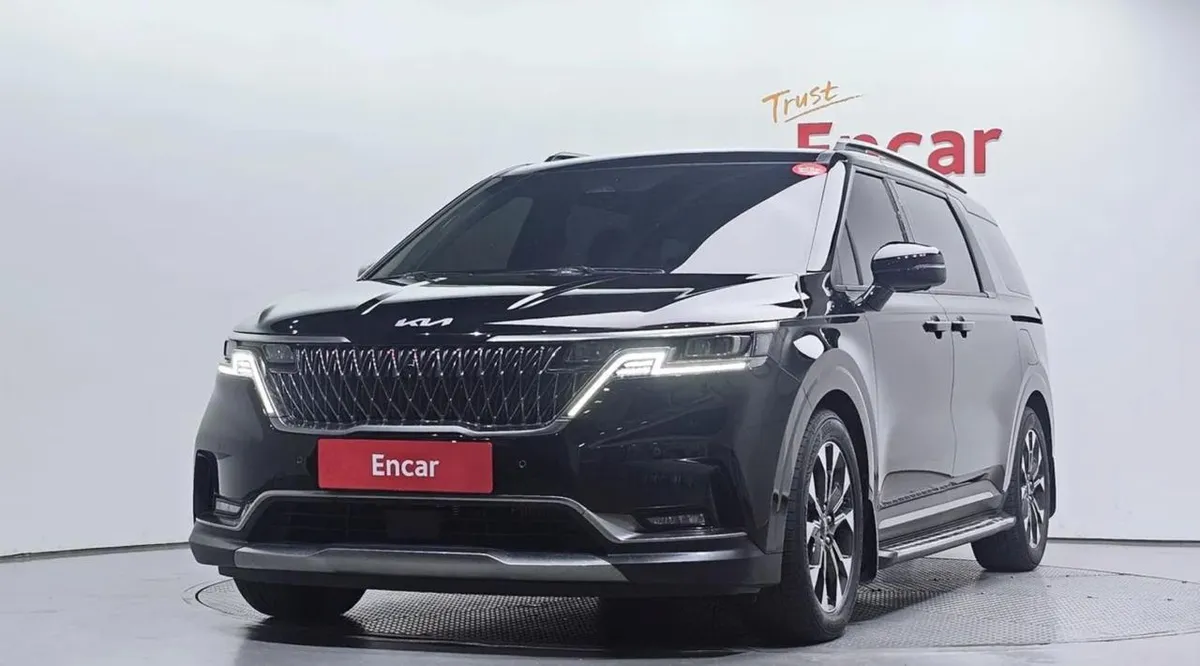 KIA CARNIVAL SIGNATURE 2022