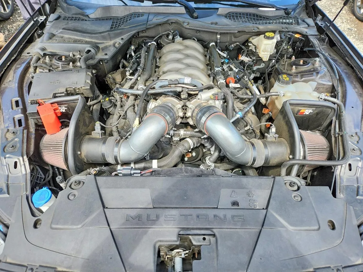 FORD MUSTANG GT 2024