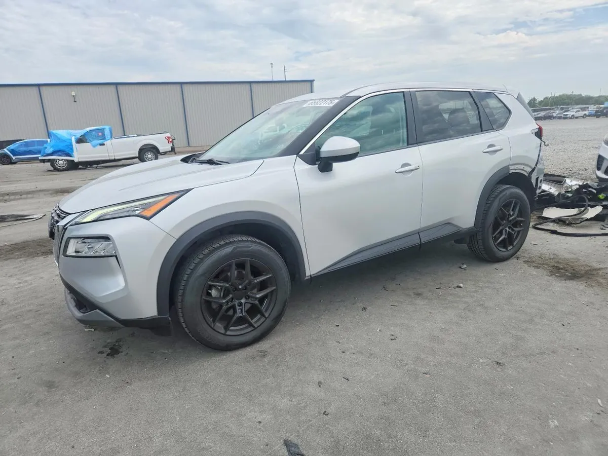 NISSAN ROGUE SV 2023