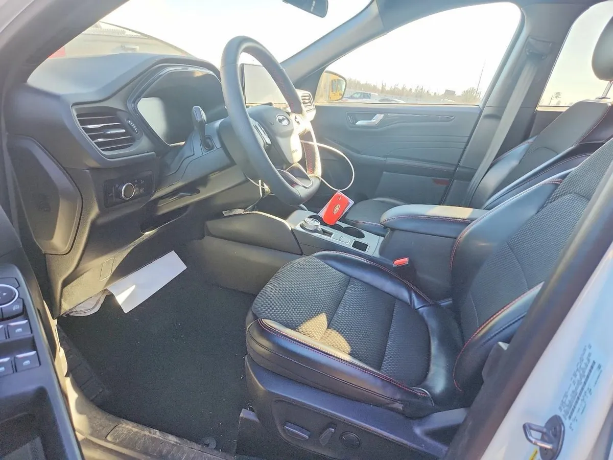 FORD ESCAPE ST LINE 2023