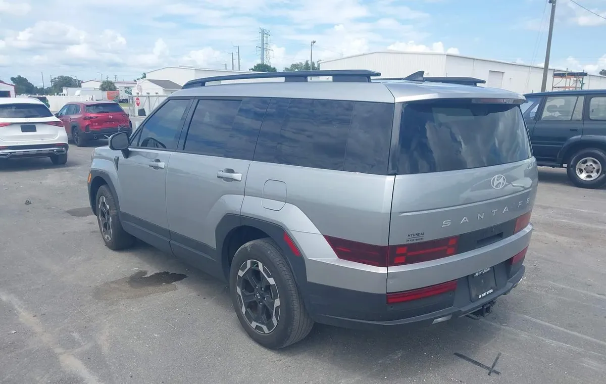 HYUNDAI SANTA FE SEL 2023