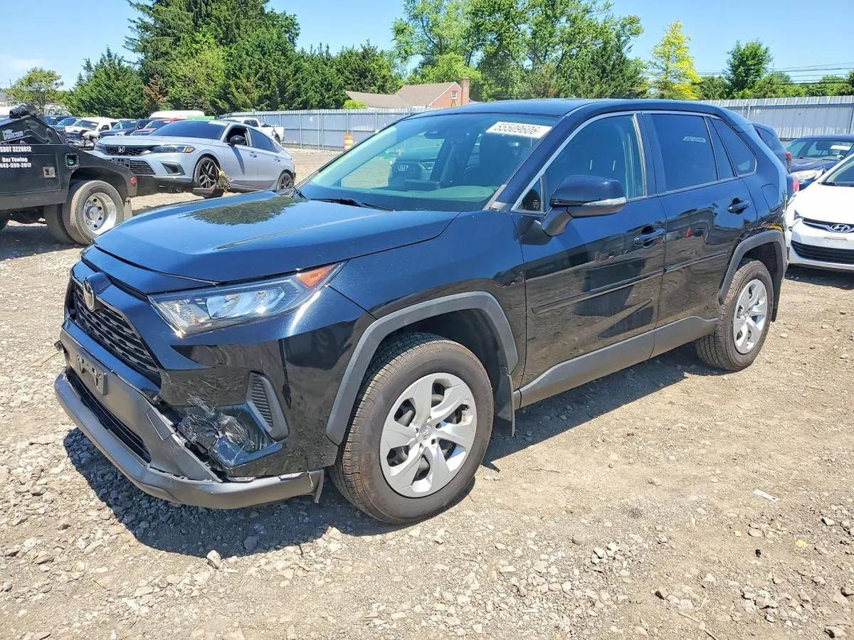 TOYOTA RAV4 LE 2022
