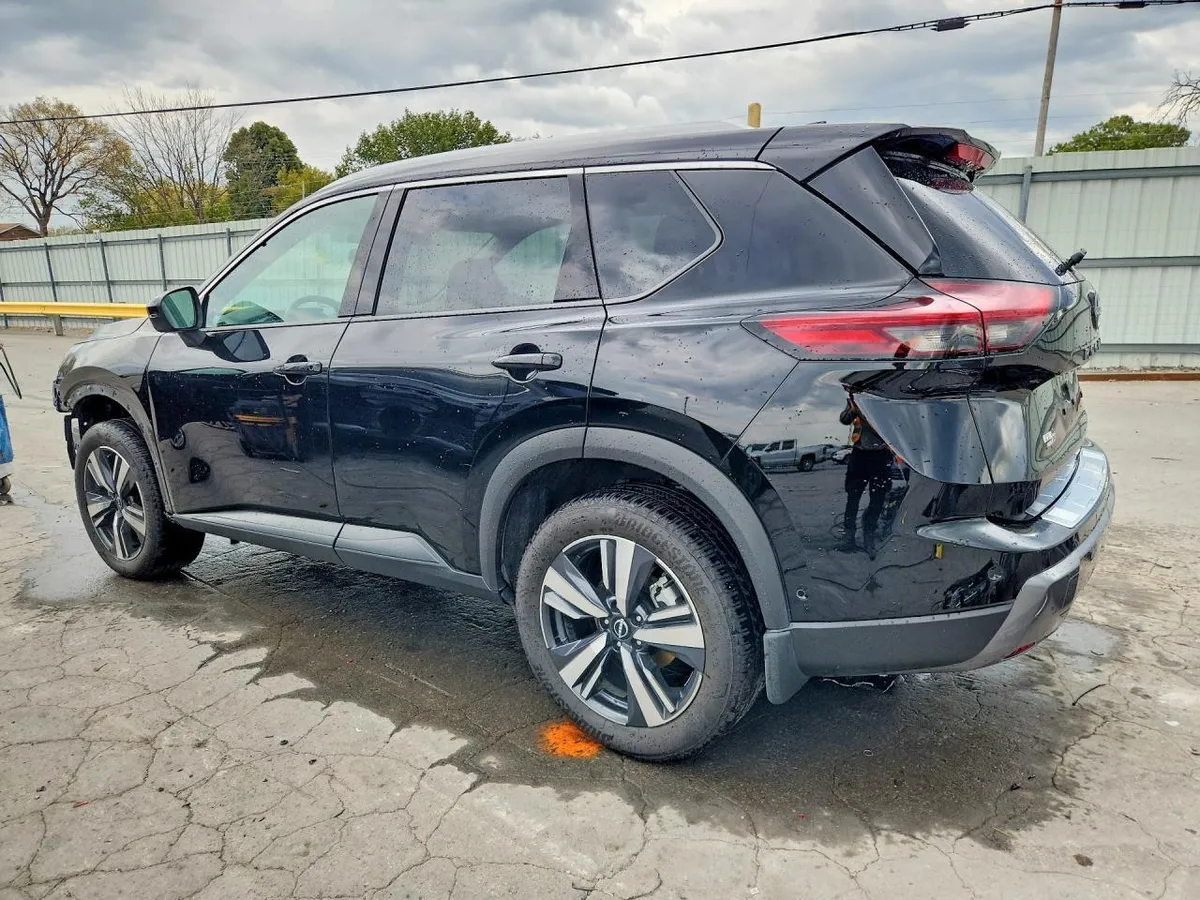 NISSAN ROGUE SL 2025