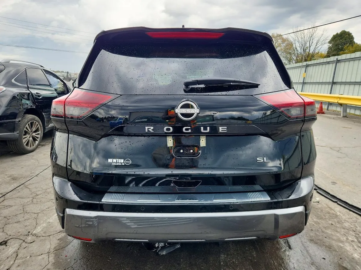 NISSAN ROGUE SL 2025