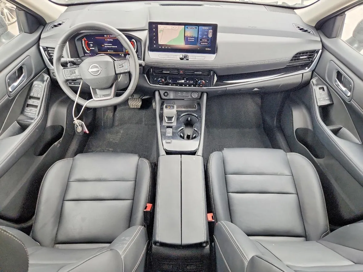 NISSAN ROGUE SL 2025