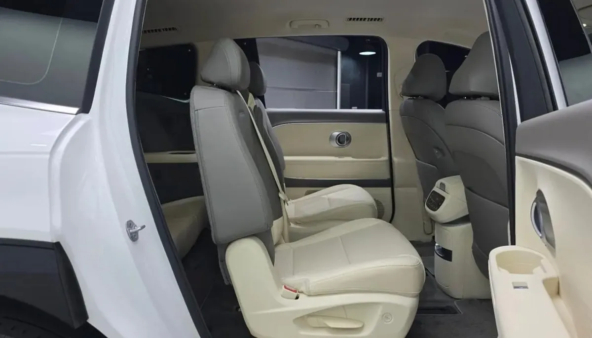 HYUNDAI IONIQ EXCLUSIVE 2025
