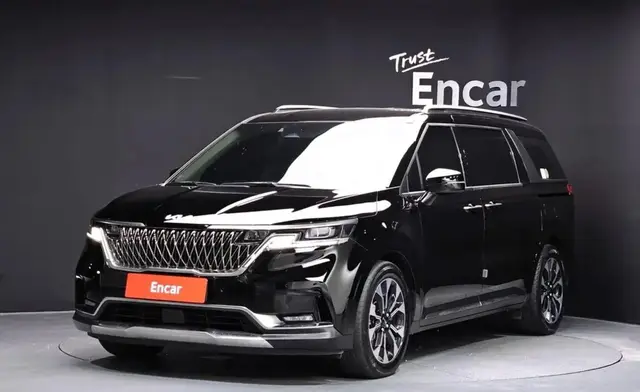 KIA CARNIVAL NOBLESSE 2022