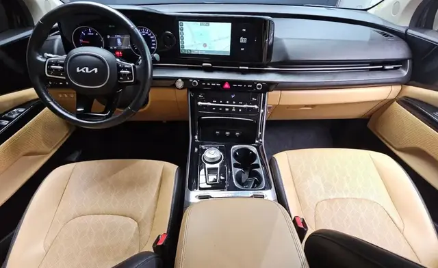 KIA CARNIVAL NOBLESSE 2022