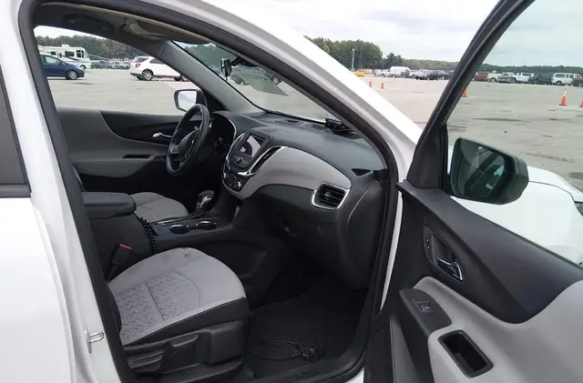 CHEVROLET EQUINOX LS 2023