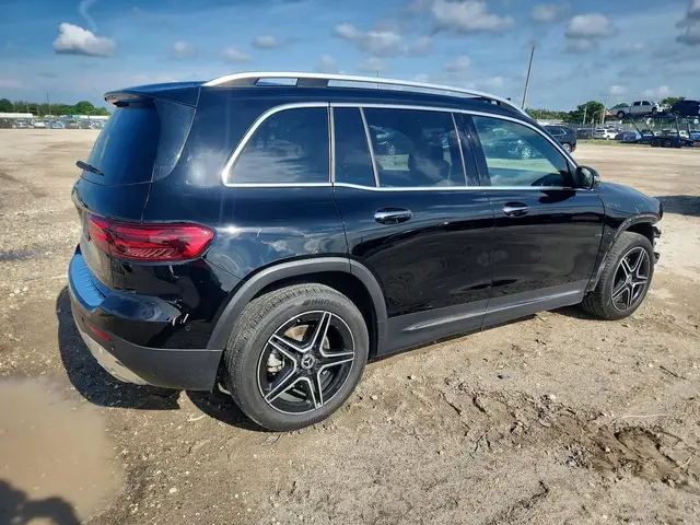 MERCEDES-BENZ GLB-CLASS 2023