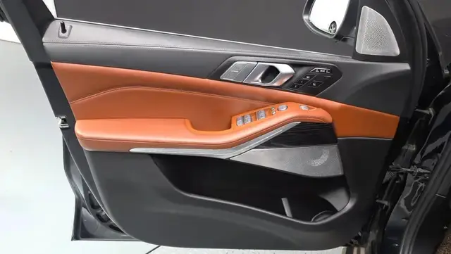 BMW X7 M-SPORT LINE 2021