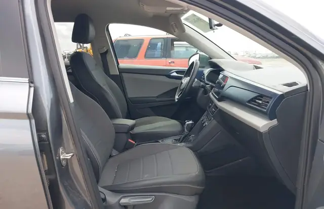 VOLKSWAGEN TAOS SE 2022